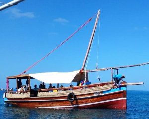 Une-croisière-aucoucher-du-soleil-à-Mombasa-au-Kenya