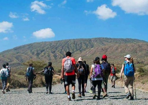 Une Journée de Safari à  pied au Mont Longonot