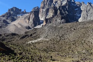 8 Jour Randonnée au Mont Kenya et Safari