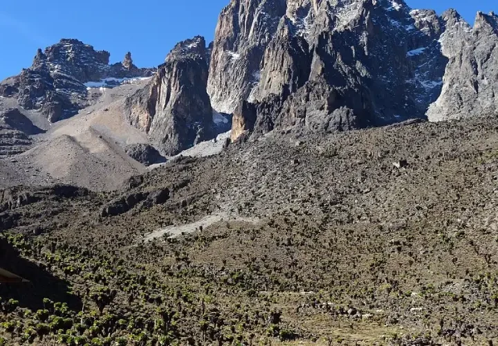 8 Jour Randonnée au Mont Kenya et Safari